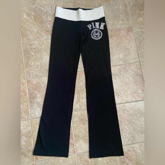 Victoria Secret Pink Flare Leg Yoga Pants size xs - Picture 1 of 3